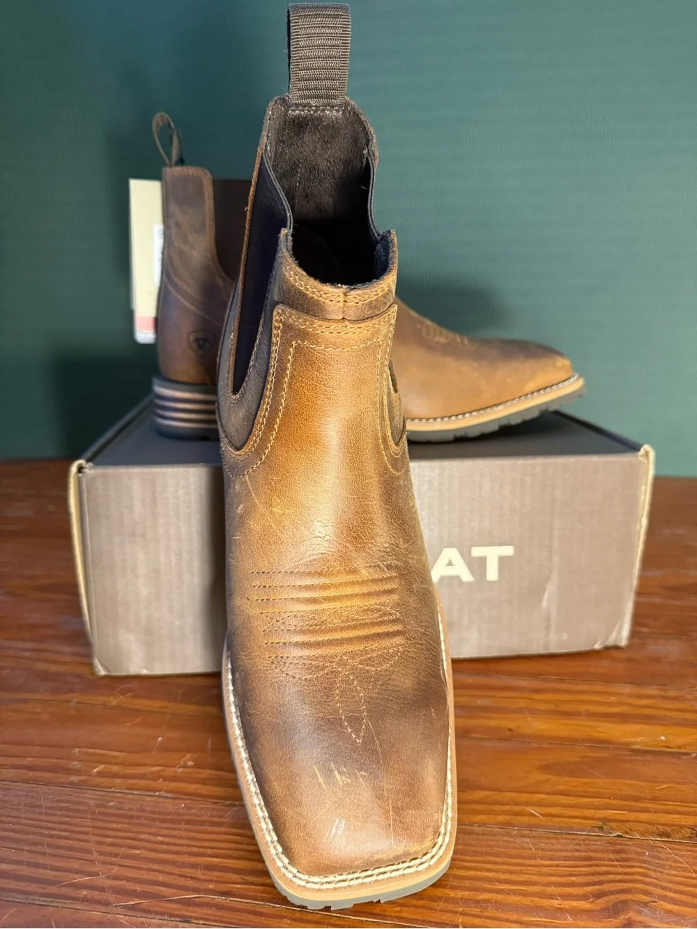 Ariat Men's Brown Leather Hybrid Low Boy Boot